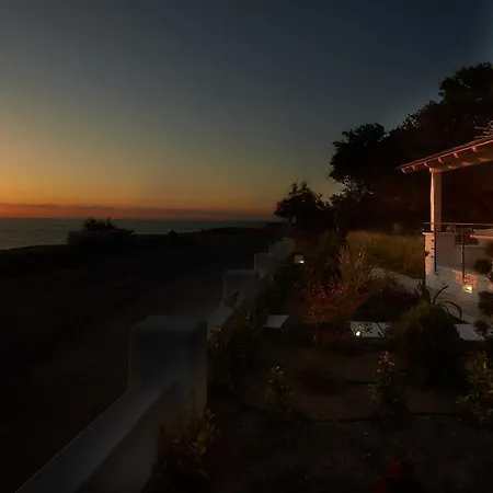 Sunrise Little Apartment Chorefton Exterior photo